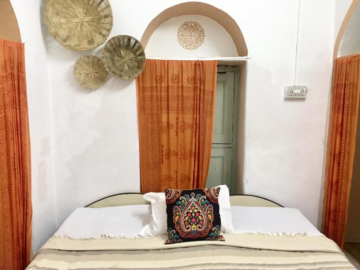 Mangla Guest House Varanasi Luaran gambar
