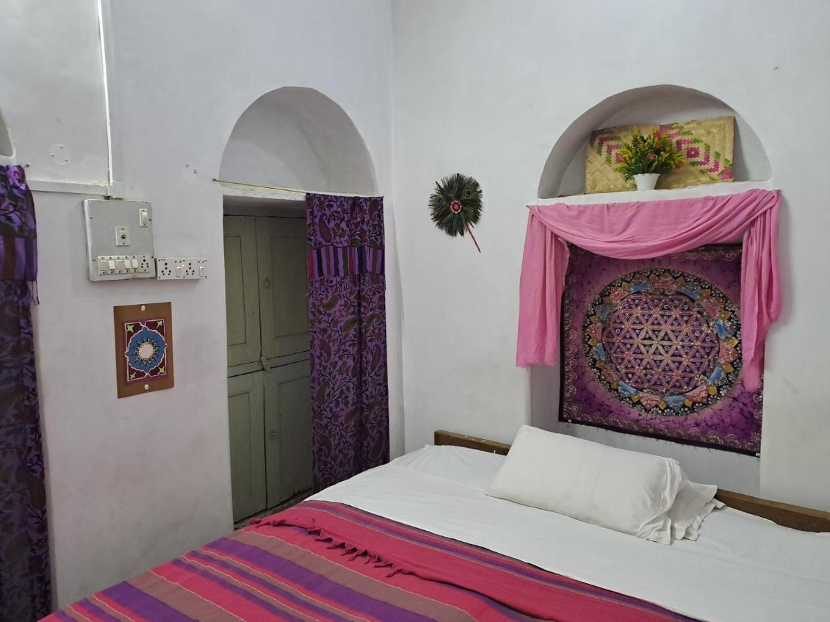 Mangla Guest House Varanasi Luaran gambar