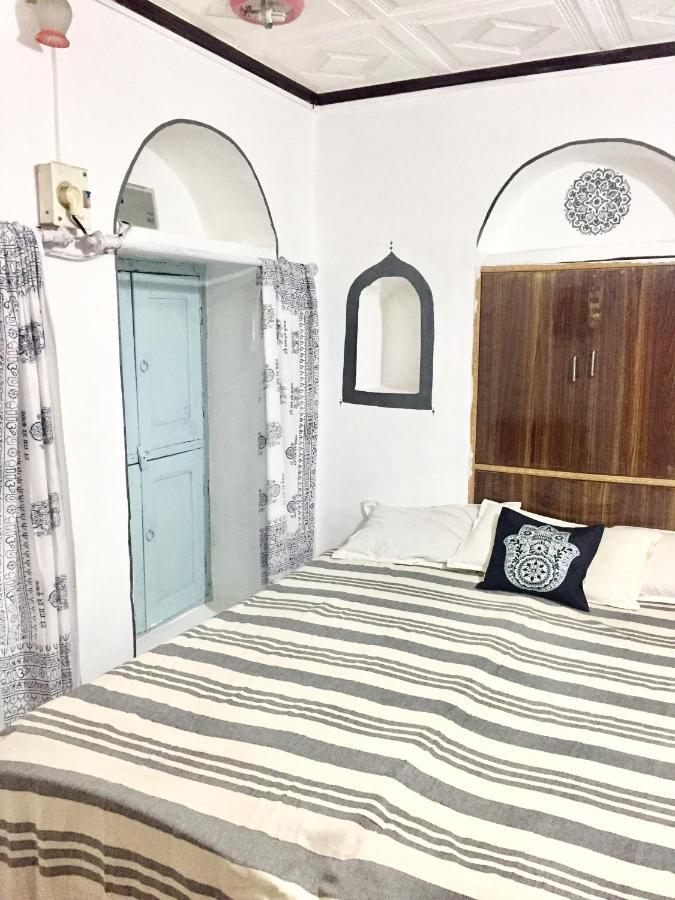 Mangla Guest House Varanasi Luaran gambar