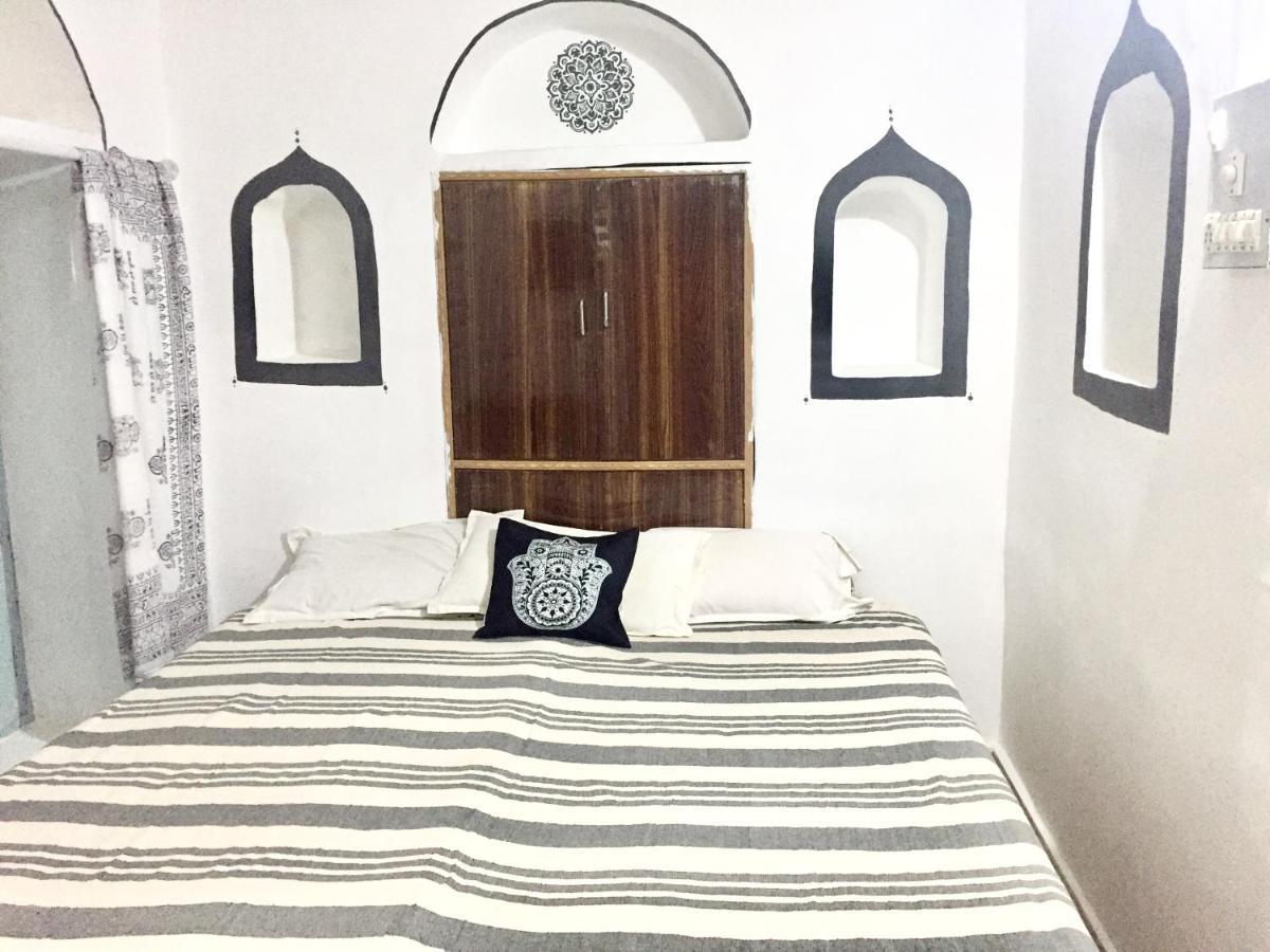 Mangla Guest House Varanasi Luaran gambar