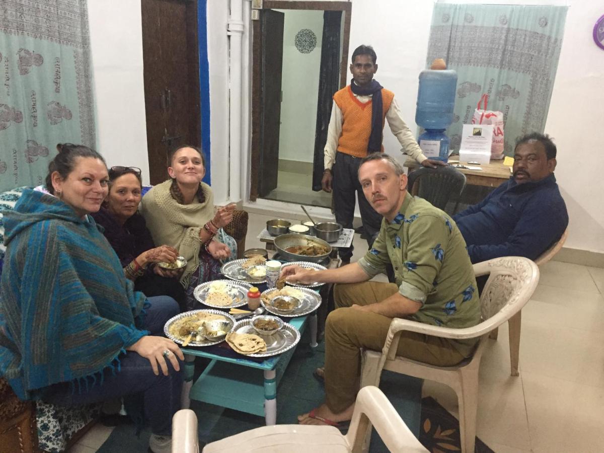 Mangla Guest House Varanasi Luaran gambar